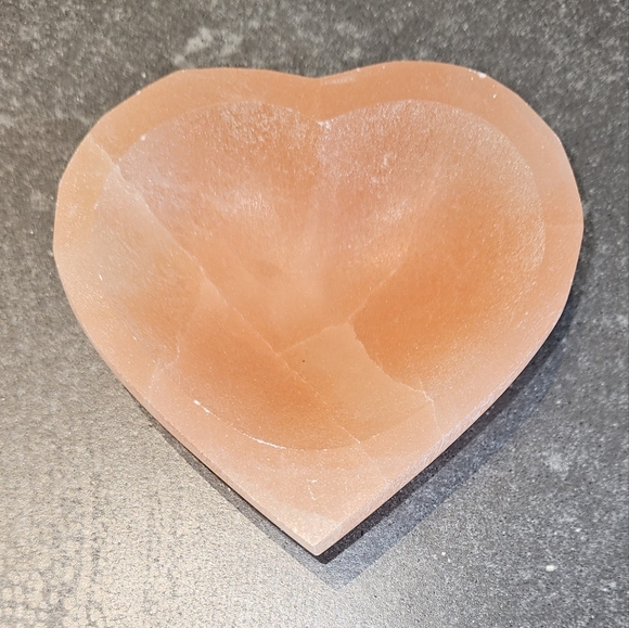 Orange Heart Selenite Bowl - Picture 1 of 6